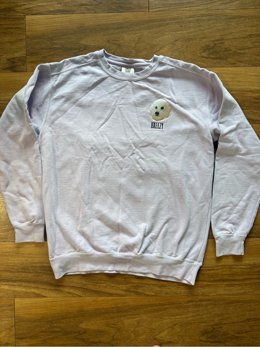 Comfort Colors Breezy Dog Embroidered Crewneck Lilac Sweatshirt size M